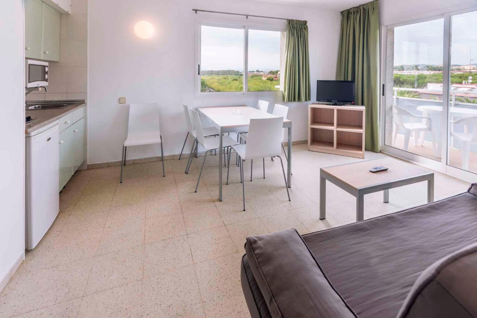 Apartments In Blanes/Costa Brava 35181 Cameră foto